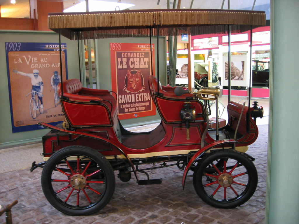 rouge d Peugeot Type 33 03